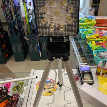 Meškerių stovas su LED šviesa (48w)